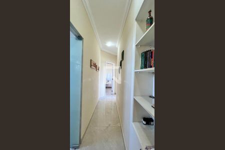 Corredor de apartamento à venda com 3 quartos, 100m² em Padre Eustáquio, Belo Horizonte