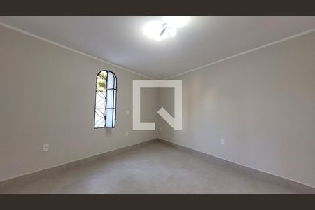 Sala de casa à venda com 2 quartos, 110m² em Vila Rossi Borghi E Siqueira, Campinas