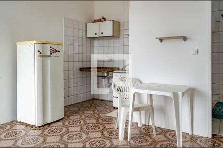 Sala/Cozinha  de kitnet/studio para alugar com 1 quarto, 29m² em Trindade, Florianópolis