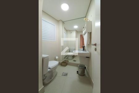 Lavabo de apartamento à venda com 2 quartos, 100m² em Centro, Campinas