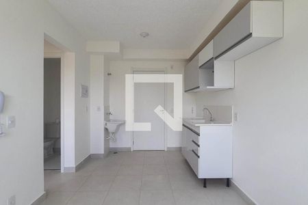 Sala e Cozinha de apartamento para alugar com 2 quartos, 32m² em Piqueri, São Paulo