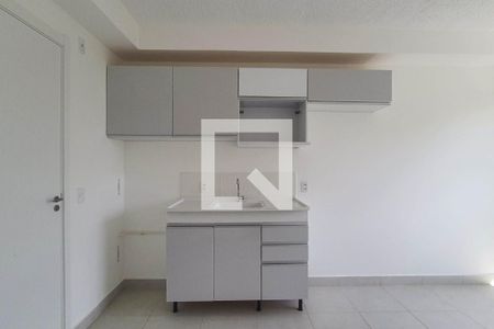 Sala e Cozinha de apartamento para alugar com 2 quartos, 32m² em Piqueri, São Paulo
