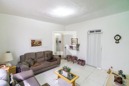 Sala de casa à venda com 3 quartos, 128m² em Vila Fachini, São Paulo
