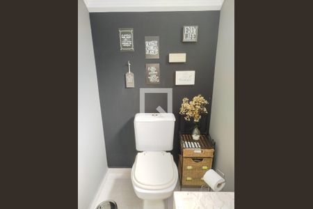 Casa à venda com 360m², 4 quartos e 4 vagas Casa à venda com 360m², 4 quartos e 4 vagasLavado