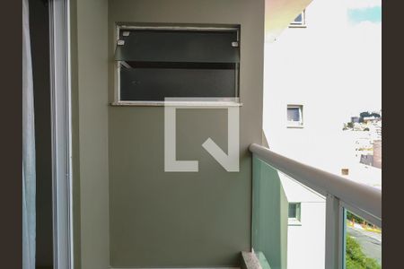 Casa à venda com 360m², 4 quartos e 4 vagas Casa à venda com 360m², 4 quartos e 4 vagasSuíte 1 - Varanda