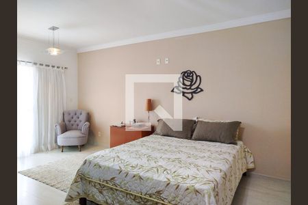 Casa à venda com 360m², 4 quartos e 4 vagas Casa à venda com 360m², 4 quartos e 4 vagasSuíte 1