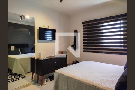 Casa à venda com 360m², 4 quartos e 4 vagas Casa à venda com 360m², 4 quartos e 4 vagasQuarto 4