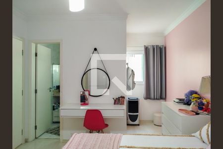 Casa à venda com 360m², 4 quartos e 4 vagas Casa à venda com 360m², 4 quartos e 4 vagasSuíte 2