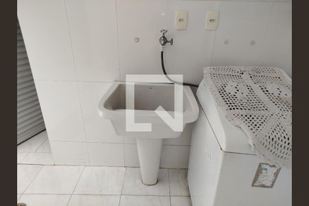 Casa à venda com 360m², 4 quartos e 4 vagas Casa à venda com 360m², 4 quartos e 4 vagasÁrea de Serviço