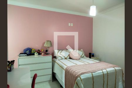 Casa à venda com 360m², 4 quartos e 4 vagas Casa à venda com 360m², 4 quartos e 4 vagasSuíte 2