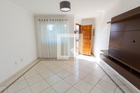 Sala de casa à venda com 3 quartos, 150m² em Vila Nhocuné, São Paulo