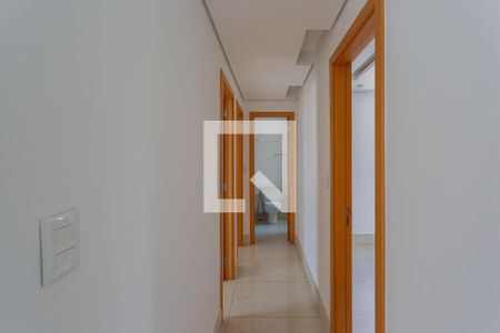 Corredor de apartamento à venda com 3 quartos, 91m² em Funcionários, Belo Horizonte