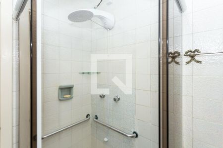 Banheiro Social de apartamento para alugar com 3 quartos, 127m² em Higienópolis, Porto Alegre