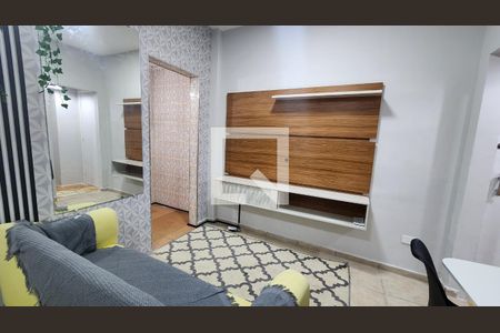 Sala de kitnet/studio para alugar com 1 quarto, 30m² em Embaré, Santos