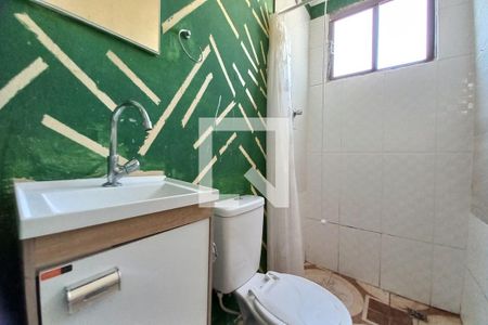 Banheiro de casa para alugar com 1 quarto, 29m² em Jardim Santa Lúcia, Campinas