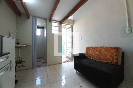 Sala e Cozinha  de casa para alugar com 1 quarto, 29m² em Jardim Santa Lúcia, Campinas