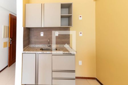 Cozinha  de kitnet/studio para alugar com 1 quarto, 60m² em Itaipu, Niterói