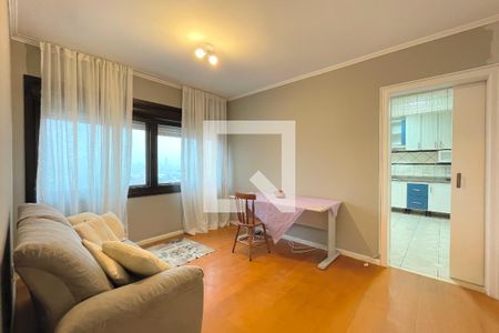 Sala de apartamento para alugar com 3 quartos, 90m² em Santa Maria Goretti, Porto Alegre
