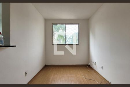 Sala de apartamento à venda com 2 quartos, 47m² em Parque Sao Vicente, Santo André