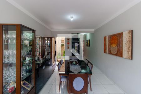 Sala de casa à venda com 3 quartos, 150m² em Vila Zelina, São Paulo