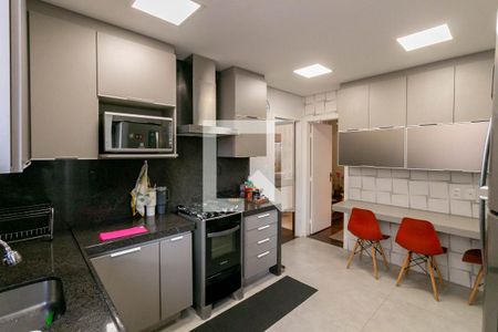 Cozinha  de apartamento à venda com 4 quartos, 190m² em Palmares, Belo Horizonte