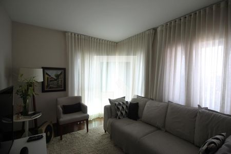 Sala de apartamento para alugar com 2 quartos, 82m² em Vila Marari, São Paulo