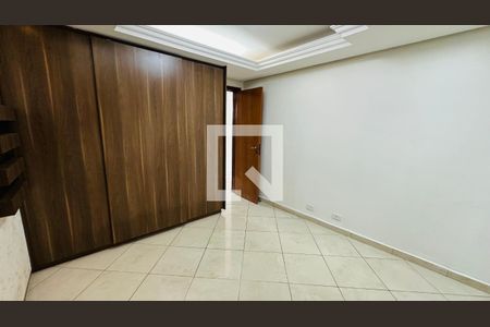 Sala de apartamento para alugar com 3 quartos, 112m² em Setor Campinas, Goiânia