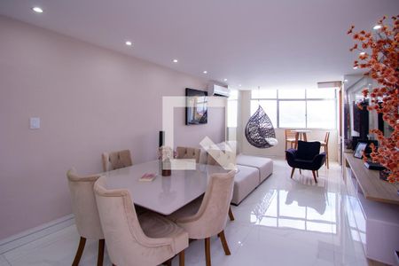 Sala de apartamento à venda com 3 quartos, 132m² em Ingá, Niterói