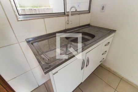 Sala/Cozinha de casa para alugar com 2 quartos, 60m² em Jardim Nossa Senhora do Carmo, São Paulo