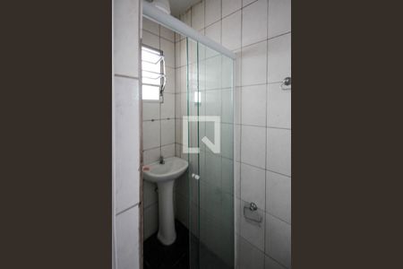 Banheiro  de casa para alugar com 1 quarto, 40m² em Chácara Belenzinho, São Paulo