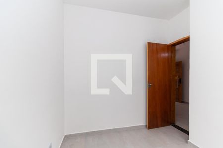 Quarto 2 de apartamento para alugar com 2 quartos, 36m² em Itaquera, São Paulo