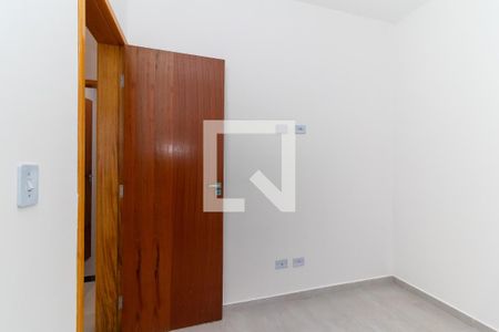 Quarto 1 de apartamento para alugar com 2 quartos, 36m² em Itaquera, São Paulo