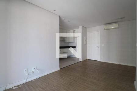 Sala  de apartamento para alugar com 2 quartos, 72m² em Vila Santa Catarina, São Paulo