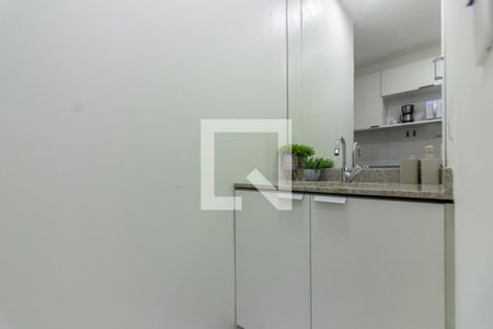 Lavabo de kitnet/studio para alugar com 1 quarto, 25m² em Sumarezinho, São Paulo