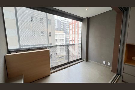 Varanda de kitnet/studio à venda com 1 quarto, 41m² em Pinheiros, São Paulo