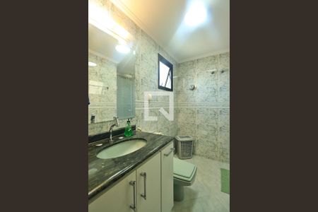 Suíte - Banheiro do Quarto 1 de apartamento à venda com 3 quartos, 94m² em Vila São Pedro, Santo André