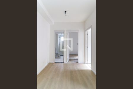 Sala/Cozinha de apartamento para alugar com 2 quartos, 30m² em Jardim Aeroporto, São Paulo