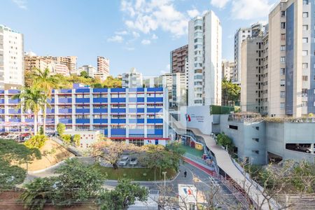 Vista de apartamento à venda com 4 quartos, 150m² em Gutierrez, Belo Horizonte