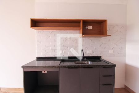 Cozinha de apartamento para alugar com 1 quarto, 25m² em Vila Invernada, São Paulo