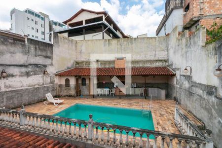 Piscina de casa à venda com 3 quartos, 274m² em Estrela Dalva, Belo Horizonte