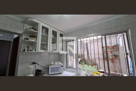 Casa à venda com 200m², 3 quartos e 2 vagas Casa à venda com 200m², 3 quartos e 2 vagasCozinha