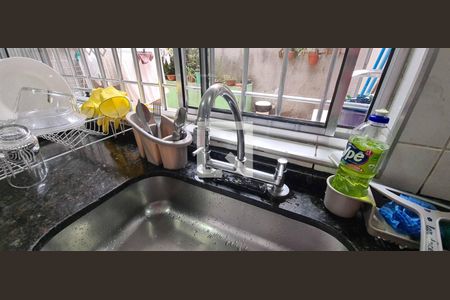 Casa à venda com 200m², 3 quartos e 2 vagas Casa à venda com 200m², 3 quartos e 2 vagasCozinha