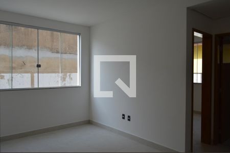 Sala de apartamento à venda com 2 quartos, 60m² em Alvorada, Contagem