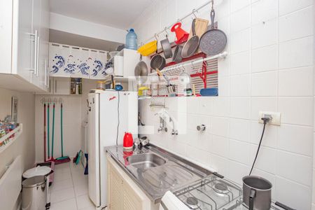 Cozinha de apartamento para alugar com 1 quarto, 50m² em Paraiso, São Paulo