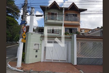 Fachada  de casa à venda com 3 quartos, 175m² em Jardim Monte Azul, São Paulo