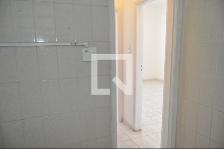 Banheiro de apartamento para alugar com 1 quarto, 70m² em Higienópolis, Rio de Janeiro