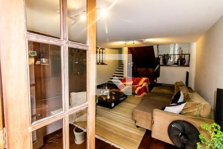 Sala de Estar de casa para alugar com 3 quartos, 280m² em Jardim Jussara, São Paulo