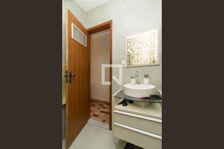 Banheiro  de casa para alugar com 1 quarto, 60m² em Olaria, Rio de Janeiro
