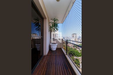 Sala - Varanda de apartamento à venda com 2 quartos, 250m² em Moema, São Paulo