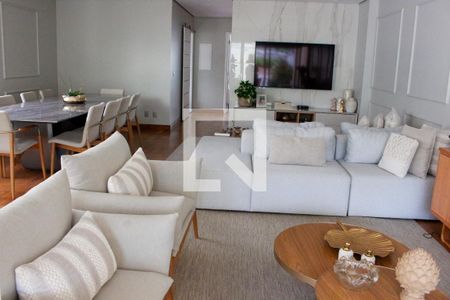 Sala de TV de casa de condomínio à venda com 5 quartos, 398m² em Jardim Panorama, São Paulo